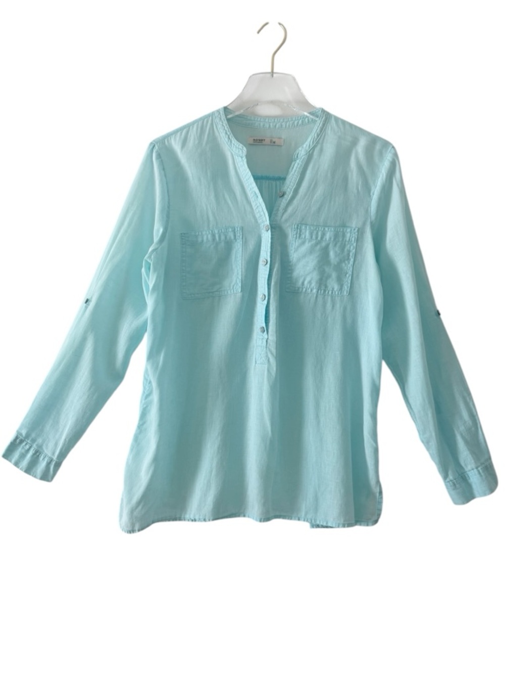 Linen Aqua Blue Long Sleeve Top, V-neck, Button-front, Chest pockets Size Medium